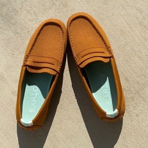 Rothy’s size 8 mustard yellow loafers